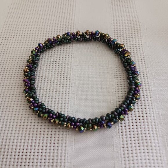 Beaded Necklace, Bracelet and Earrings Set - Picture 8 of 10